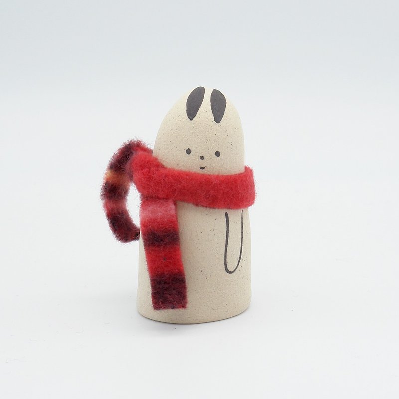 Handmade porcelain doll Rabbit with muffler - ของวางตกแต่ง - ดินเผา สีกากี