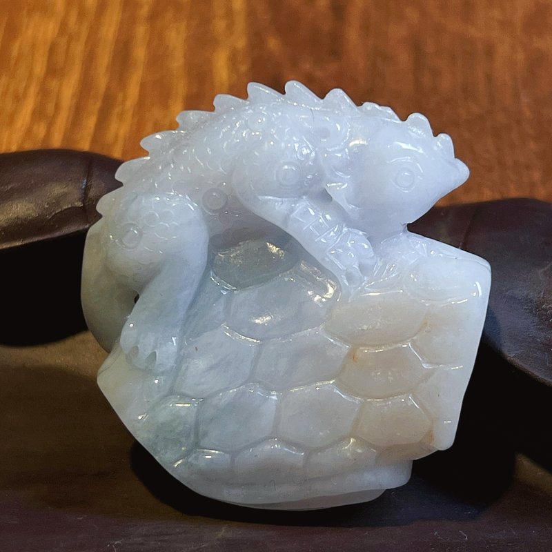 Three-color jadeite carved lizard (sucking 100 million) | Natural Burmese grade A jadeite | Gift - Charms - Jade Multicolor