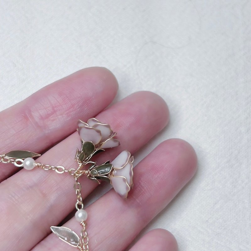 [Carnation-Crystal Flower Bracelet] Crystal Flower Resin Jewelry Gift Box - Bracelets - Resin 