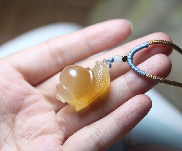 かすう工房　うさぎと亀ペンダントトップ かすう工房 うさぎと亀ペンダントトップ （カタツムリ] 天然