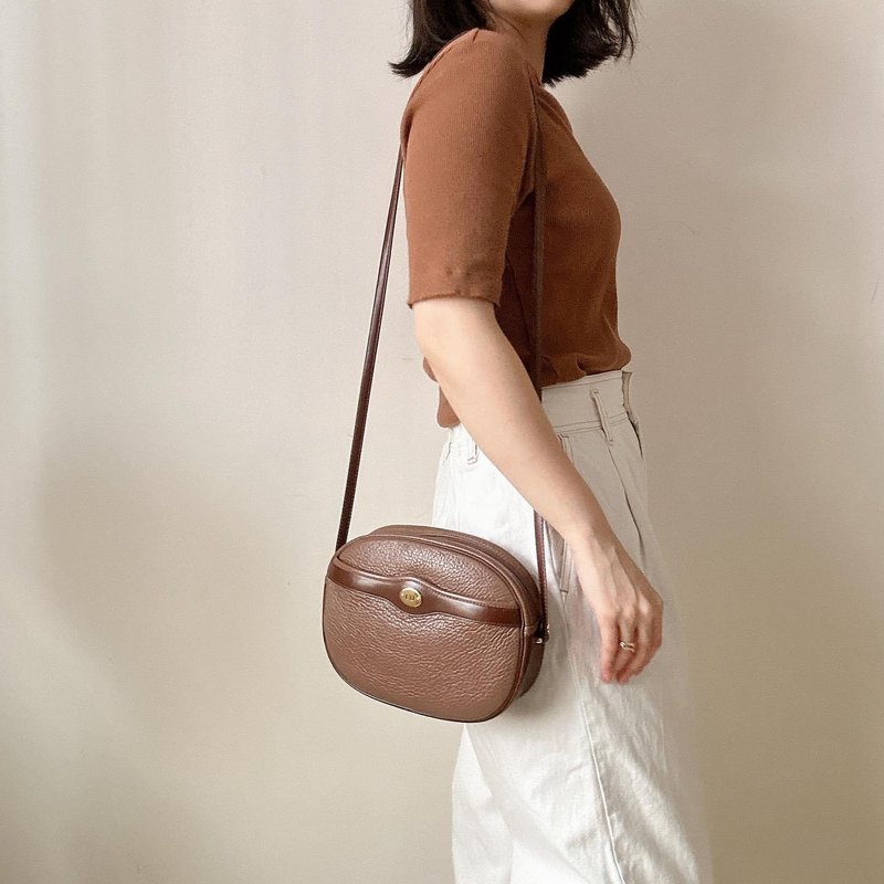 中古正品 Christian Dior 迪奥 真皮 斜背包 橢圓形 男女適用 - 側背包/斜背包 - 真皮 咖啡色