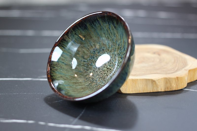 【鐘聲響起】森林 天目釉 圓滿茶杯 鶯歌陶藝名家葉敏祥作品 - 茶壺/茶杯/茶具 - 瓷 