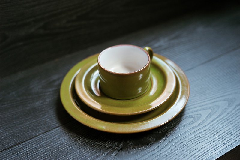 Melitta Ceracron ー Holstein Series Tea Green Antique Coffee Cup Set + Dessert Plate - แก้วมัค/แก้วกาแฟ - เครื่องลายคราม สีเขียว