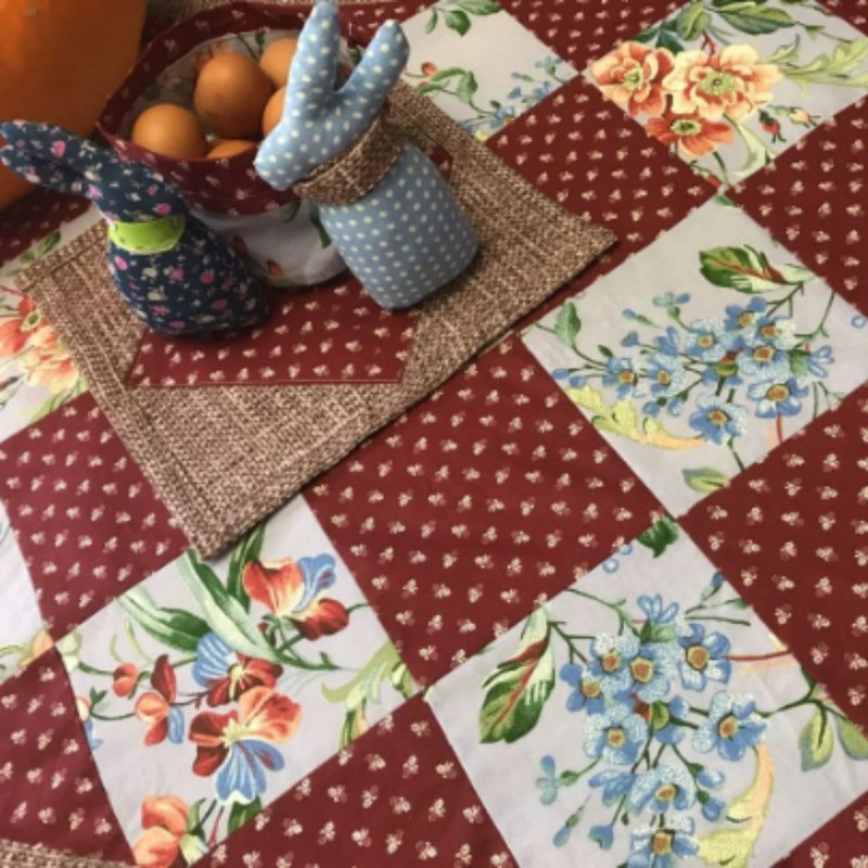 Easter Tablecloth Set Reversible/Spring Table Runner/Placemats/Dining