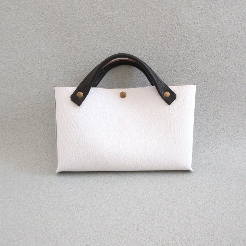 手縫・單獨攜帶也吸睛・牛皮・包中包・手工縫製・084 - 手袋/手提包 - 真皮 白色