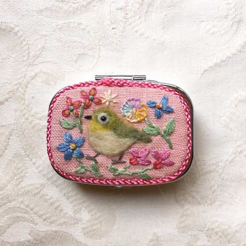 pill case of wildbird - Luggage & Luggage Covers - Cotton & Hemp Pink