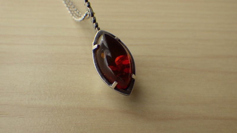 Stegosaurus Pendant - 項鍊 - 寶石 橘色