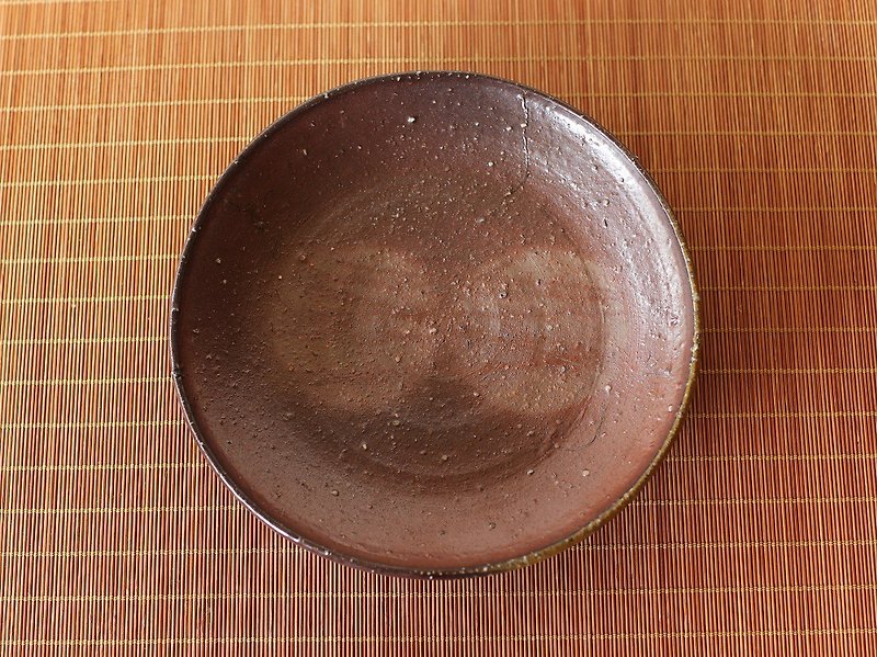 Bizen ware dish (17.5cm) sr3-058 - จานและถาด - ดินเผา สีนำ้ตาล