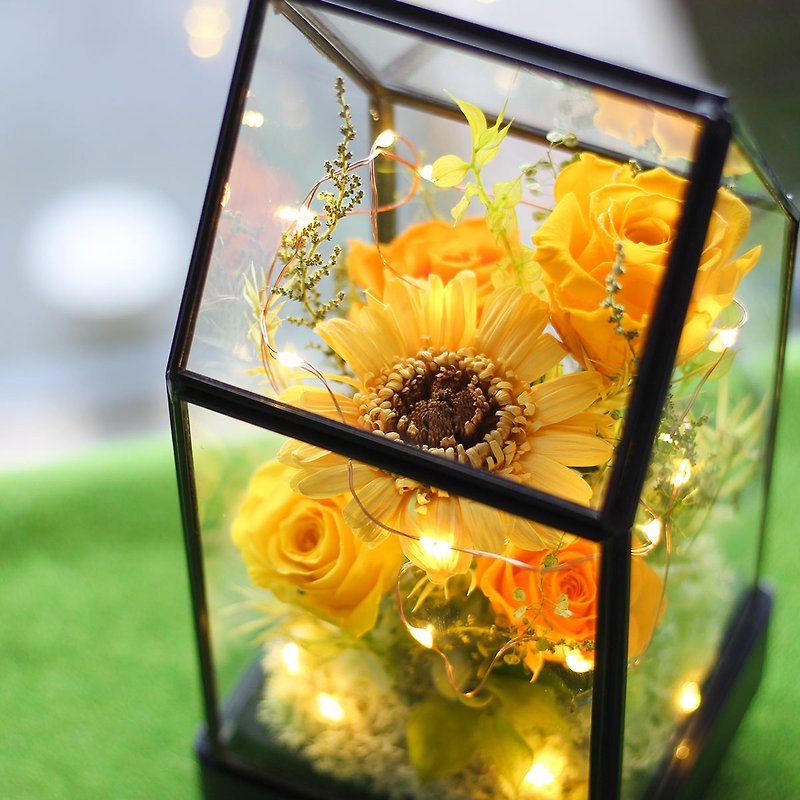 [One person in a group] Hand-made experience activity with bluetooth speaker and glass cover in Taichung - Plants & Floral Arrangement - Plants & Flowers 