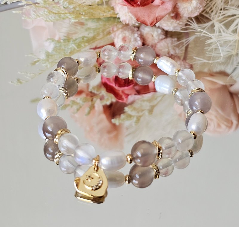 Soft light like water-moonstone/crystal bracelet/grey agate/natural freshwater pearl/calm/charm - Bracelets - Crystal Multicolor