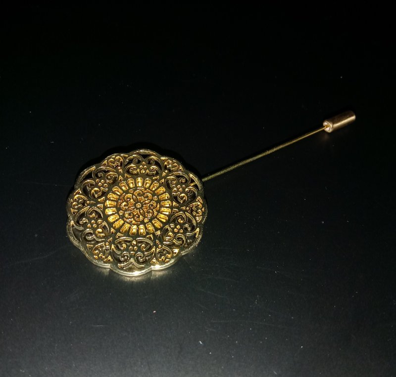 西裝胸針 外套胸花 金屬光澤飾品 - 胸針 - 其他金屬 