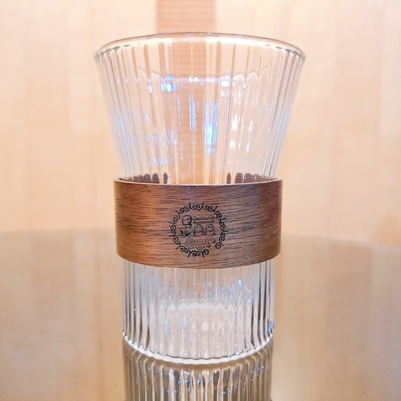 ブングコーヒーはガラスのカップにぴったりフィットします - コーヒードリッパー - ガラス 