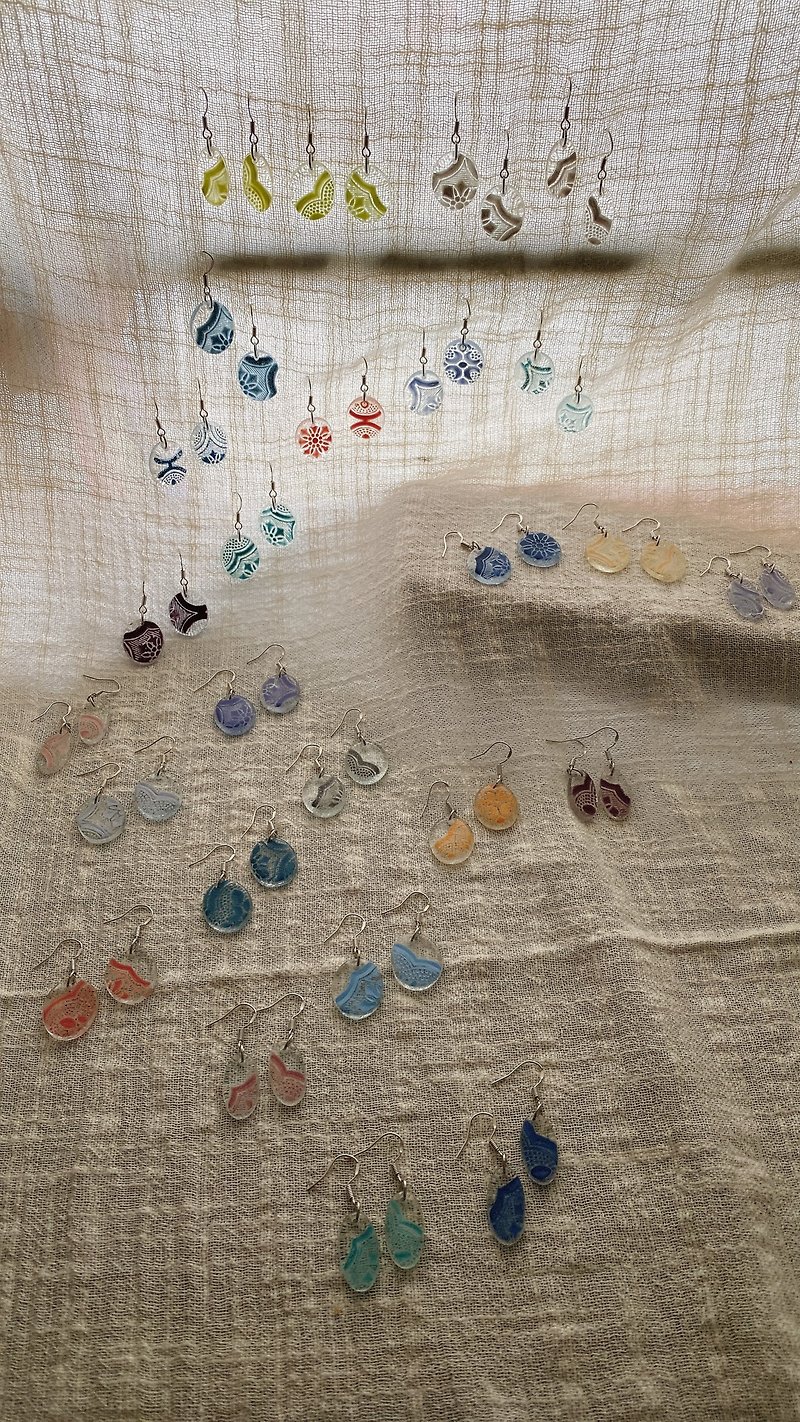 fractions of l kiln fired glass earrings - Earrings & Clip-ons - Glass Multicolor