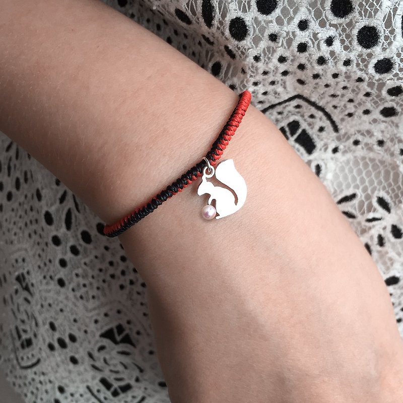Silver Squirrel Charm with Pink Akoya Pearl String Bracelet | Squirrel Bracelet - สร้อยข้อมือ - เงิน 