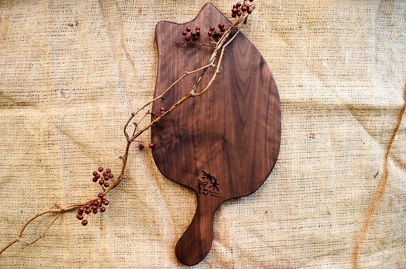 猫の背面図まな板│パッティング、軽食│クルミ - 調理器具 - 木製 ブラウン