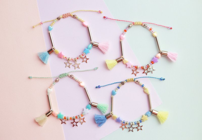 Pastel tassel & Star mini string bracelet - สร้อยข้อมือ - วัสดุอื่นๆ หลากหลายสี