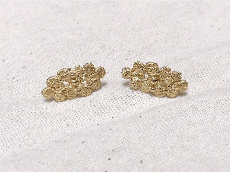 vintage leaf gold pierced earrings / vintage reef gold earrings - Earrings & Clip-ons - Other Metals Gold