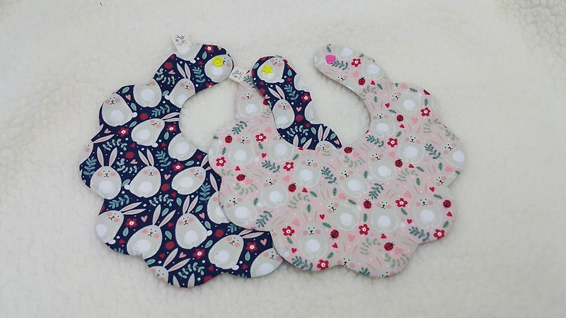 Long-eared Bunny Flower Pocket/Baby Bib/Saliva Towel - ผ้ากันเปื้อน - ผ้าฝ้าย/ผ้าลินิน หลากหลายสี