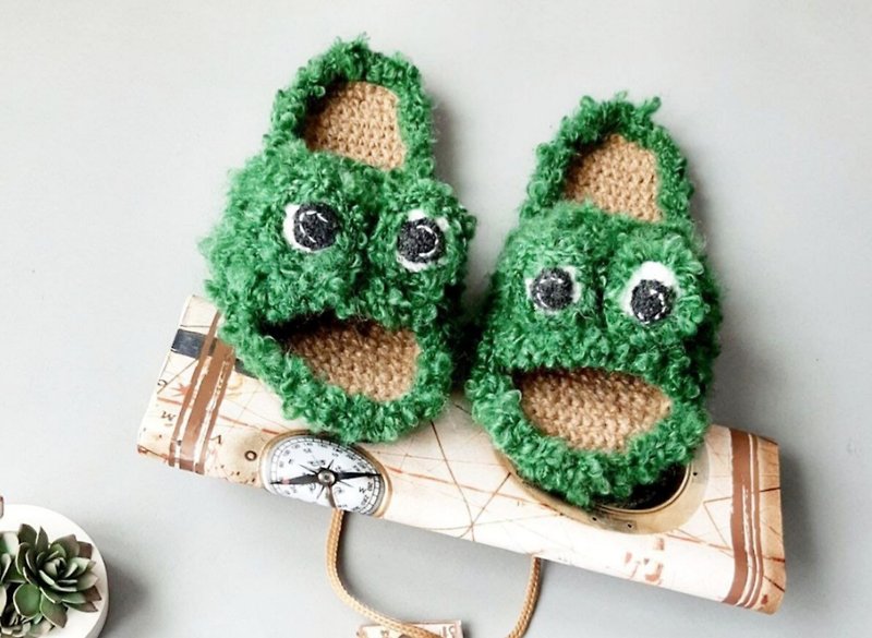 Frog slippers open-toe - 室內拖鞋 - 棉．麻 綠色