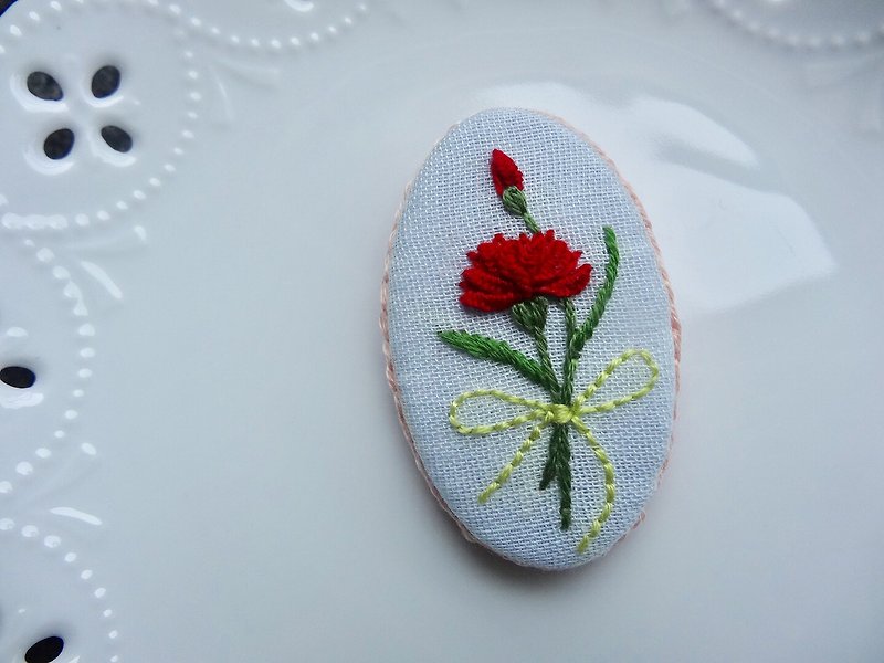 Embroidery Brooch Carnation Gift box - Brooches - Thread 