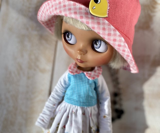 ブライス人形のドレスと夏の帽子 ブライスの服 ネオブライス人形の衣装 ショップ Baytrees Doll Clothes 知育玩具 ぬいぐるみ Pinkoi