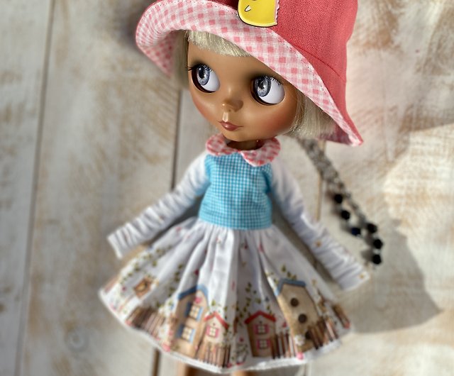 ブライス人形のドレスと夏の帽子 ブライスの服 ネオブライス人形の衣装 ショップ Baytrees Doll Clothes 知育玩具 ぬいぐるみ Pinkoi