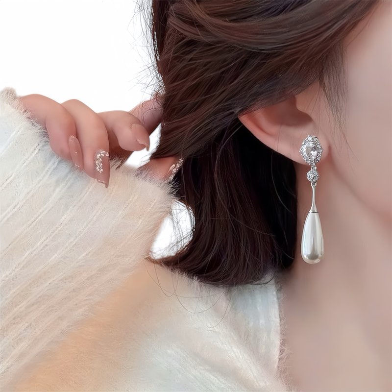 珍珠耳環、婚禮耳環、結婚耳環、婚紗耳飾、典雅配飾 - 耳環/耳夾/耳骨夾 - 水晶 白色