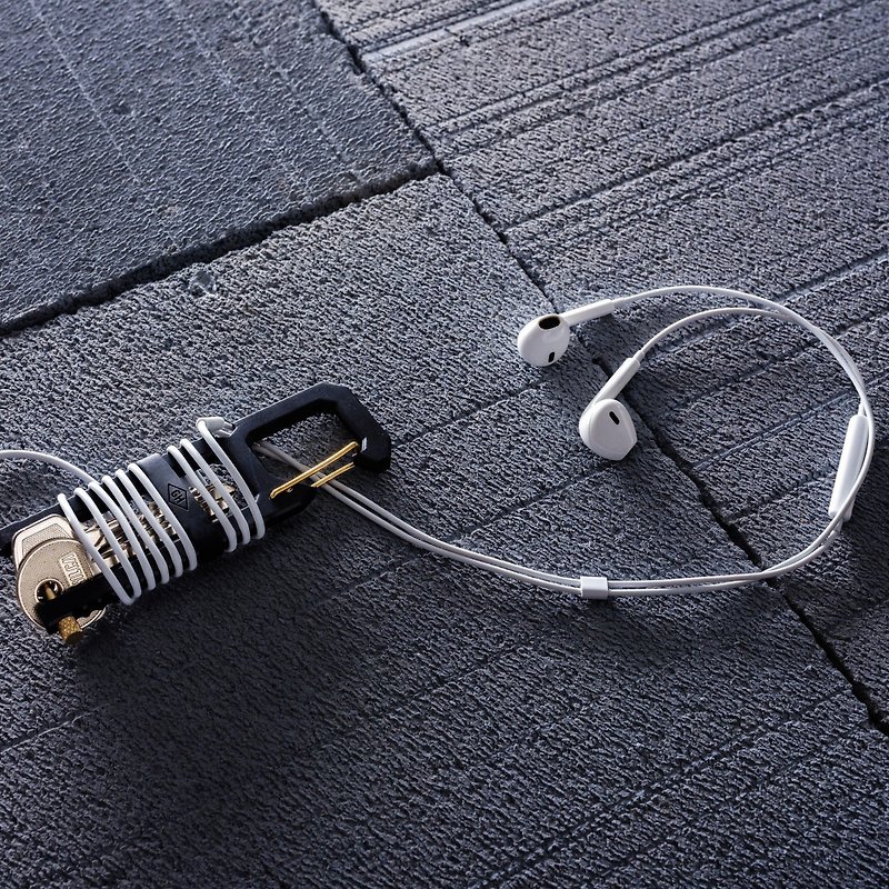 British Gentleman 7-in-1 multi-function high-quality earphones / charging cable metal reel - Other - Stainless Steel Black