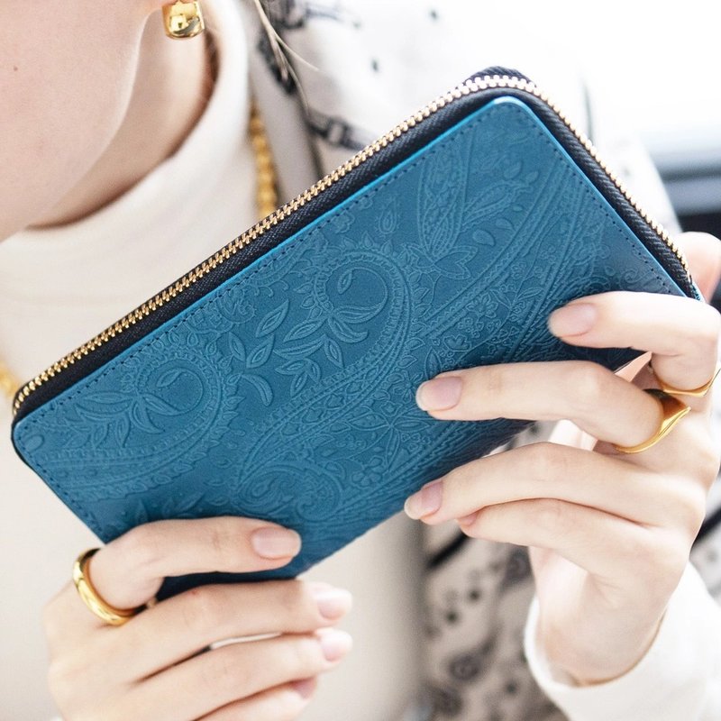 Botanical Paisley Long Wallet Cowhide Leather Round Zip Wallet Made in Japan SkyBlue TOW005 - กระเป๋าสตางค์ - หนังแท้ สีน้ำเงิน