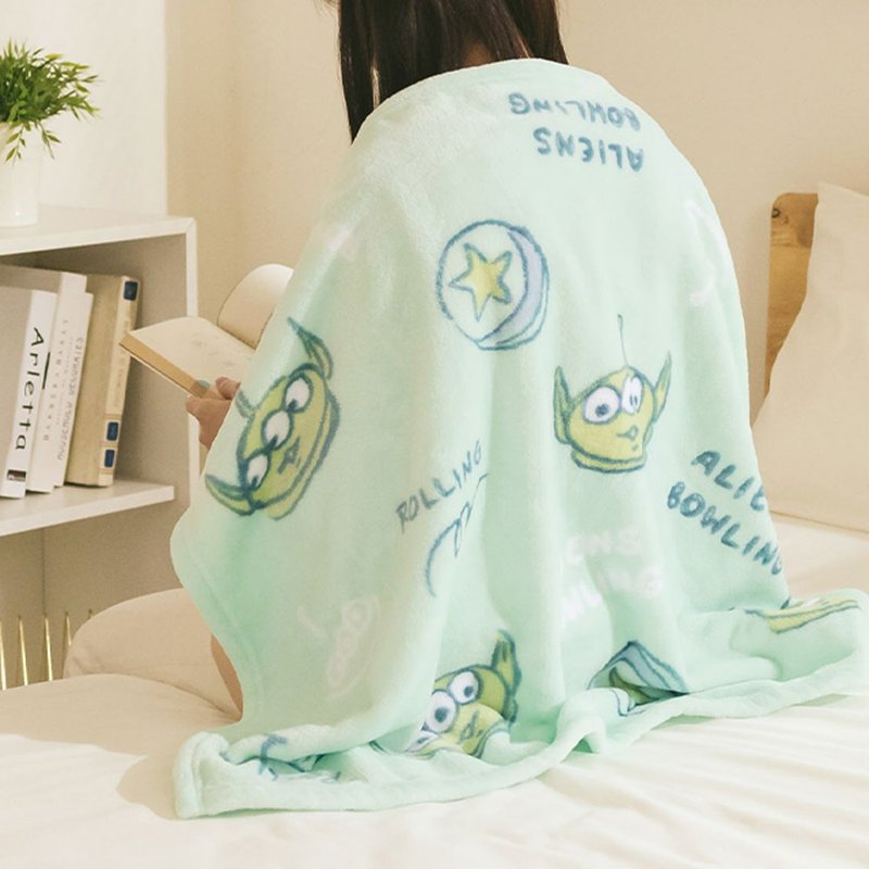 Disney Three-Eyed Monster Blanket Bowling-Air Conditioning Blanket Warm Blanket Four Seasons Blanket Flannel Brush Blanket - Blankets & Throws - Polyester Multicolor