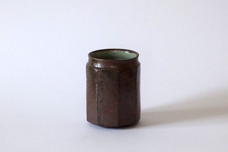 Hot pot - Mugs - Pottery 