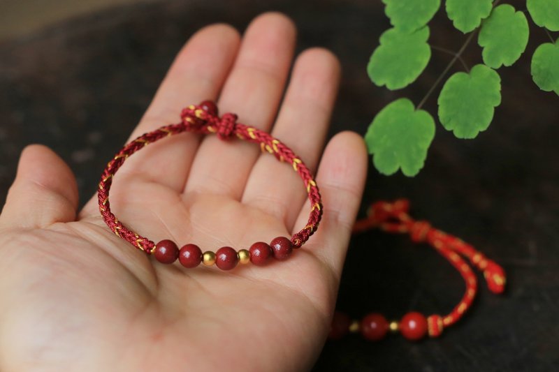 Spring and Autumn Handmade Ropes | New Year Red Ropes | High Content Purple Gold Sand Gold Spacer Beads | Auspicious Year - สร้อยข้อมือ - เครื่องประดับพลอย สีแดง