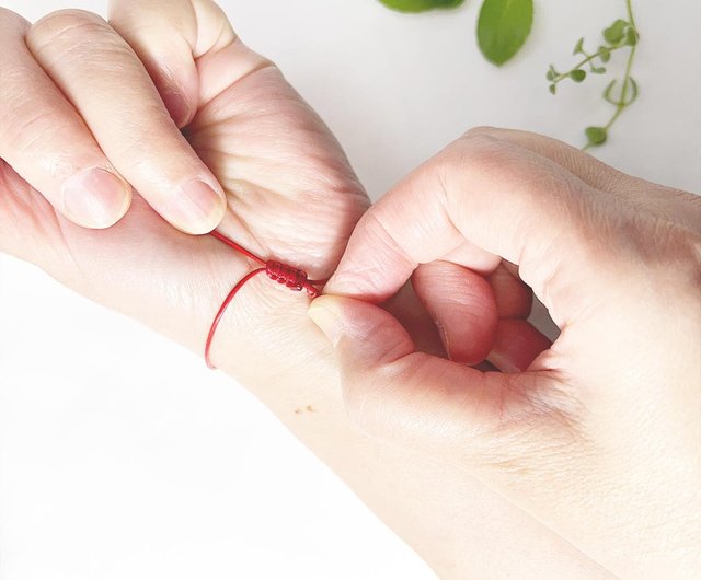 レッド革のブレスレット7月の赤いカルセドニーの幸運のレッドx5宝石