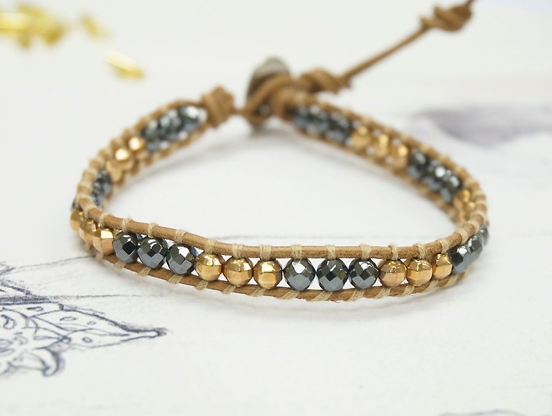 Edith & Jaz • Round Bead Single Wrap Bracelet - สร้อยข้อมือ - โลหะ สีทอง