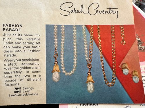 Sarah deals cov pendant