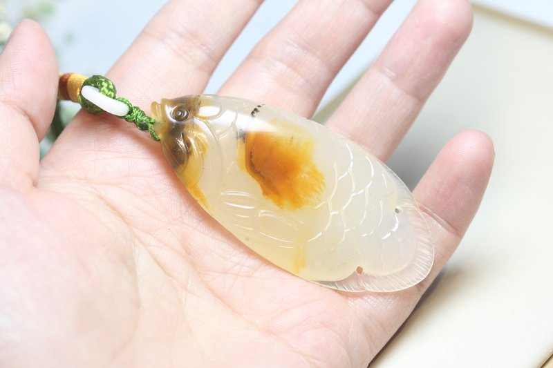 [Like a fish in water] Natural Huanglong jade water forage carving three-dimensional fish like a fish in water pendant pendant - Necklaces - Jade Multicolor