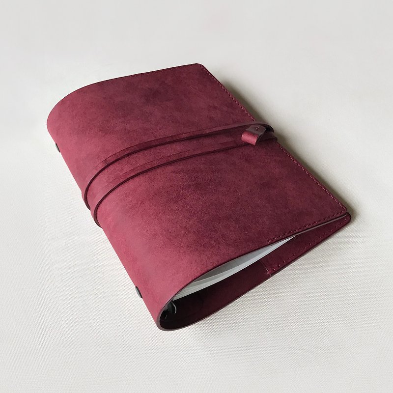 Emmanuelle II A5 six-hole loose-leaf leather book jacket/handbook/notebook-classic red velvet - สมุดบันทึก/สมุดปฏิทิน - หนังแท้ สีแดง