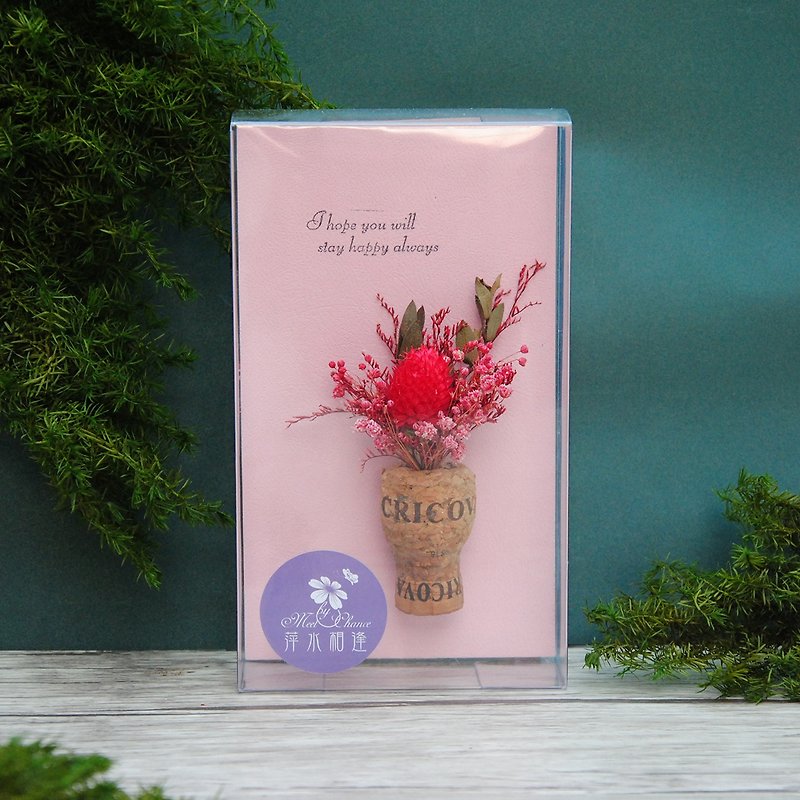 Dried flower cork magnet gift box - red birthday gift graduation gift - แม็กเน็ต - พืช/ดอกไม้ สีแดง