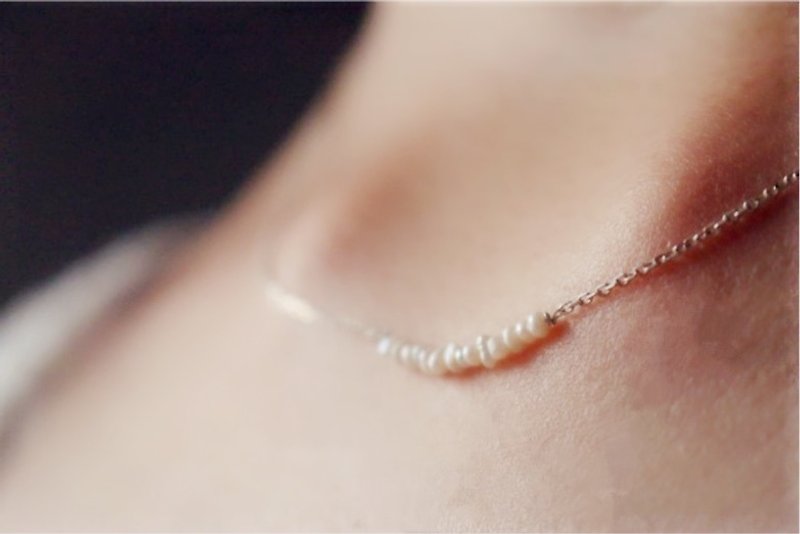 Silver pearl necklace 0311 (A skewer） - สร้อยคอ - วัสดุอื่นๆ ขาว