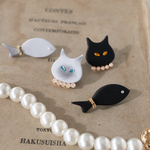 猫のブローチ 黒と金 猫のブローチ 黒と金 ☆中古☆ 黒猫のブローチ 黒&金