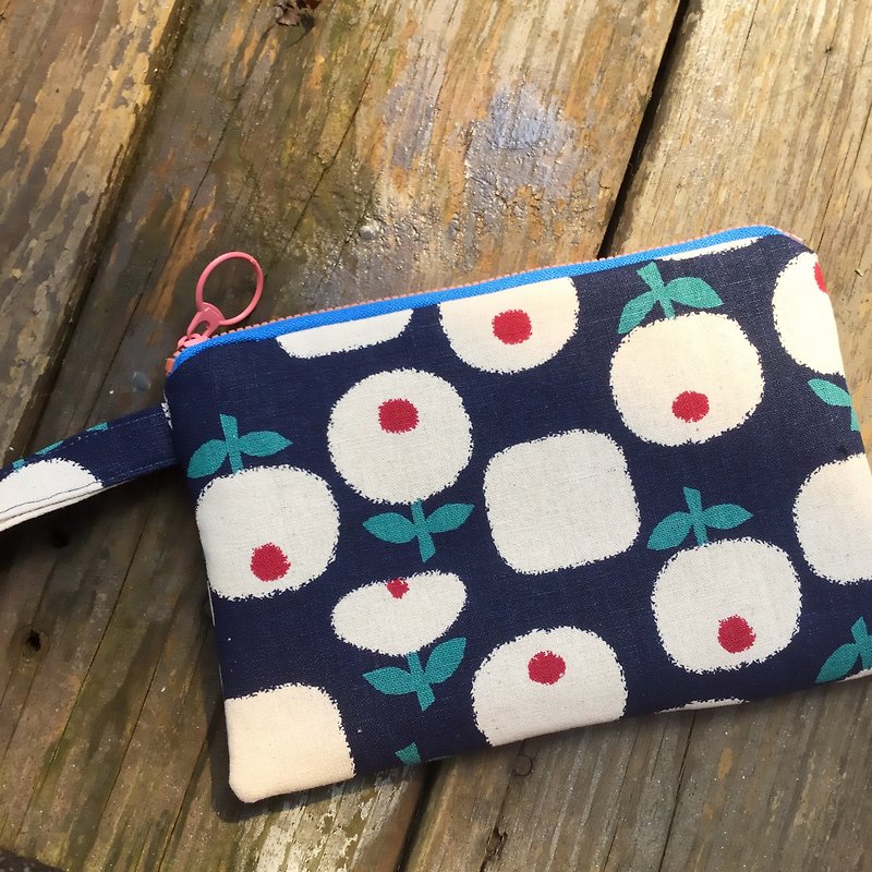 A little bit of flowers - money / leisure card / mobile phone with one - Coin Purses - Cotton & Hemp 