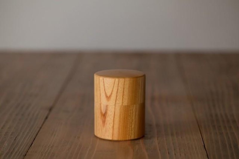 ろくろ挽きの欅の木の茶筒　小 - 茶壺/茶杯/茶具 - 木頭 咖啡色