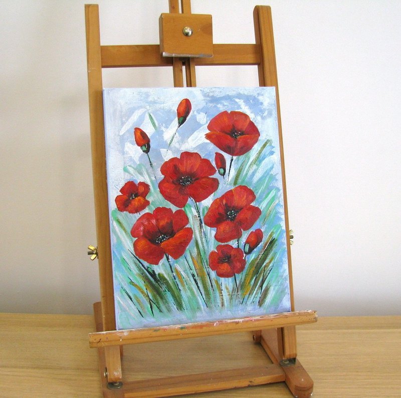 Red poppies small oil painting wall or shelf decoration on wooden easel - ตกแต่งผนัง - วัสดุอื่นๆ หลากหลายสี
