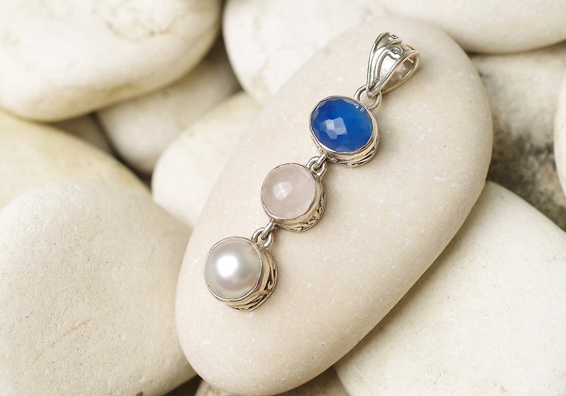 Blue Agate, Rose Quartz and Pearl Pendant Top - Gemstone Pendant Necklace - สร้อยคอ - เงินแท้ หลากหลายสี