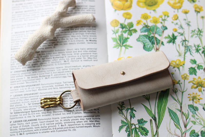 真皮 鑰匙圈/鑰匙包 白色 - Coral Color・Simple・Leather・Mini Key Case