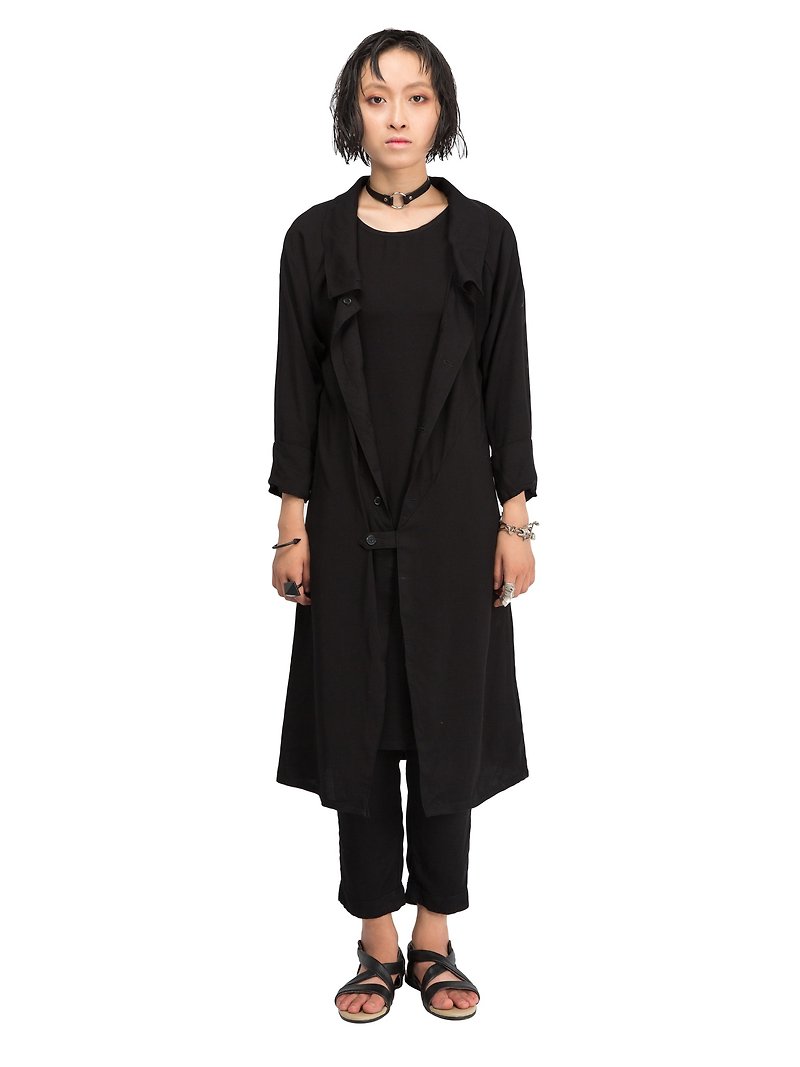 甜美長款女款長袖風衣外套 日系 暗黑風格 雙向扣設計BY JANWONG（客製款） - 女西裝外套 - 棉．麻 黑色