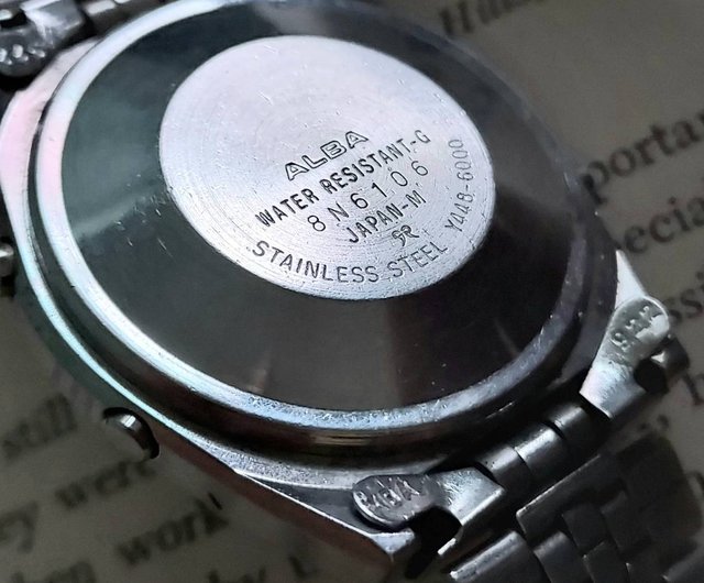 1970年代のスペーススタイルの日本製セイコーアルバアンティーク古い