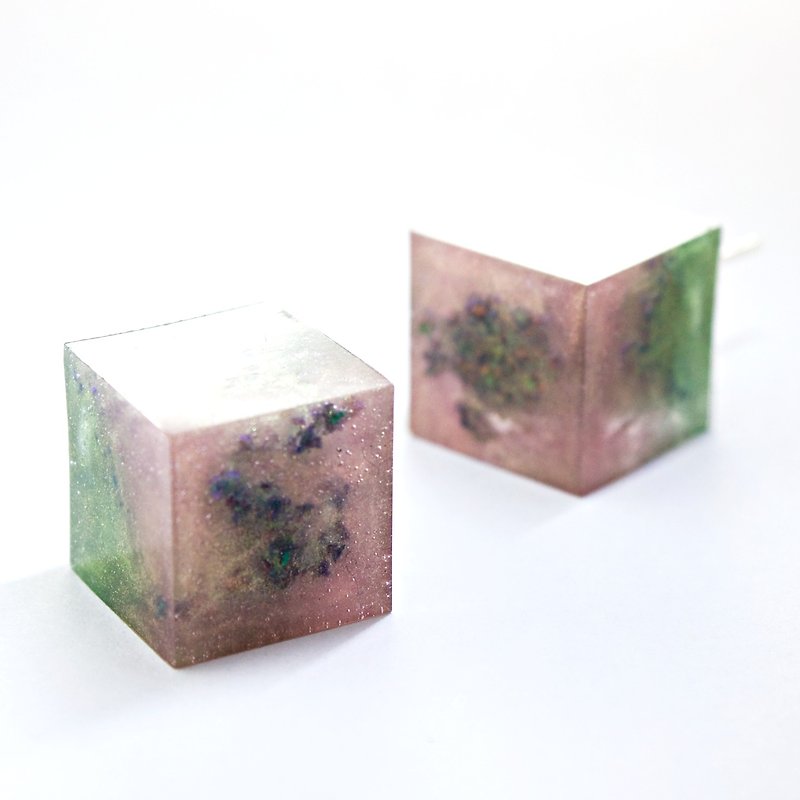 Cube Earrings (Fly Kaiser) - ต่างหู - เรซิน สีเขียว