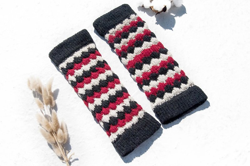 Hand-knitted pure wool knit socks/woven wool socks/inner brushed socks/warm socks-black and red stripes - ถุงเท้า - ขนแกะ หลากหลายสี
