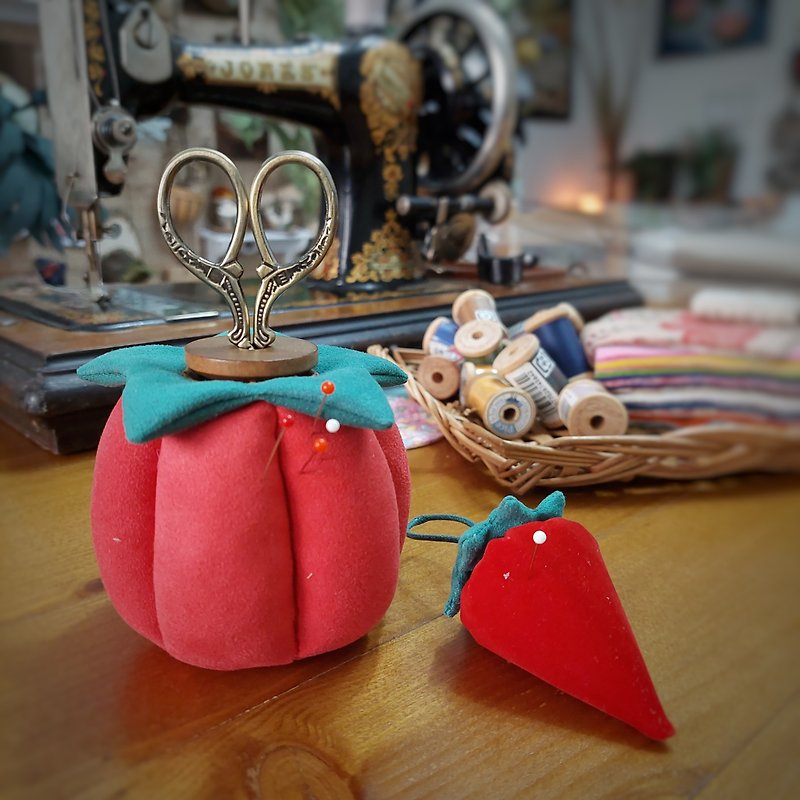 The classic Tomato Pincushion Strawberry - Items for Display - Cotton & Hemp Red